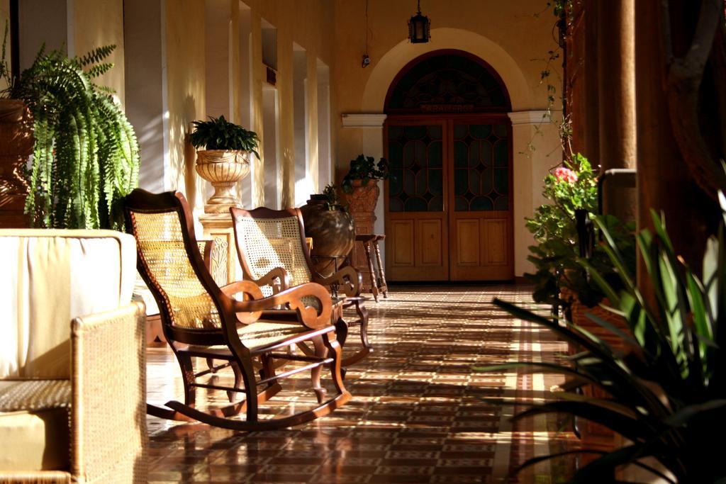 Hotel Aurora Antigua Εξωτερικό φωτογραφία