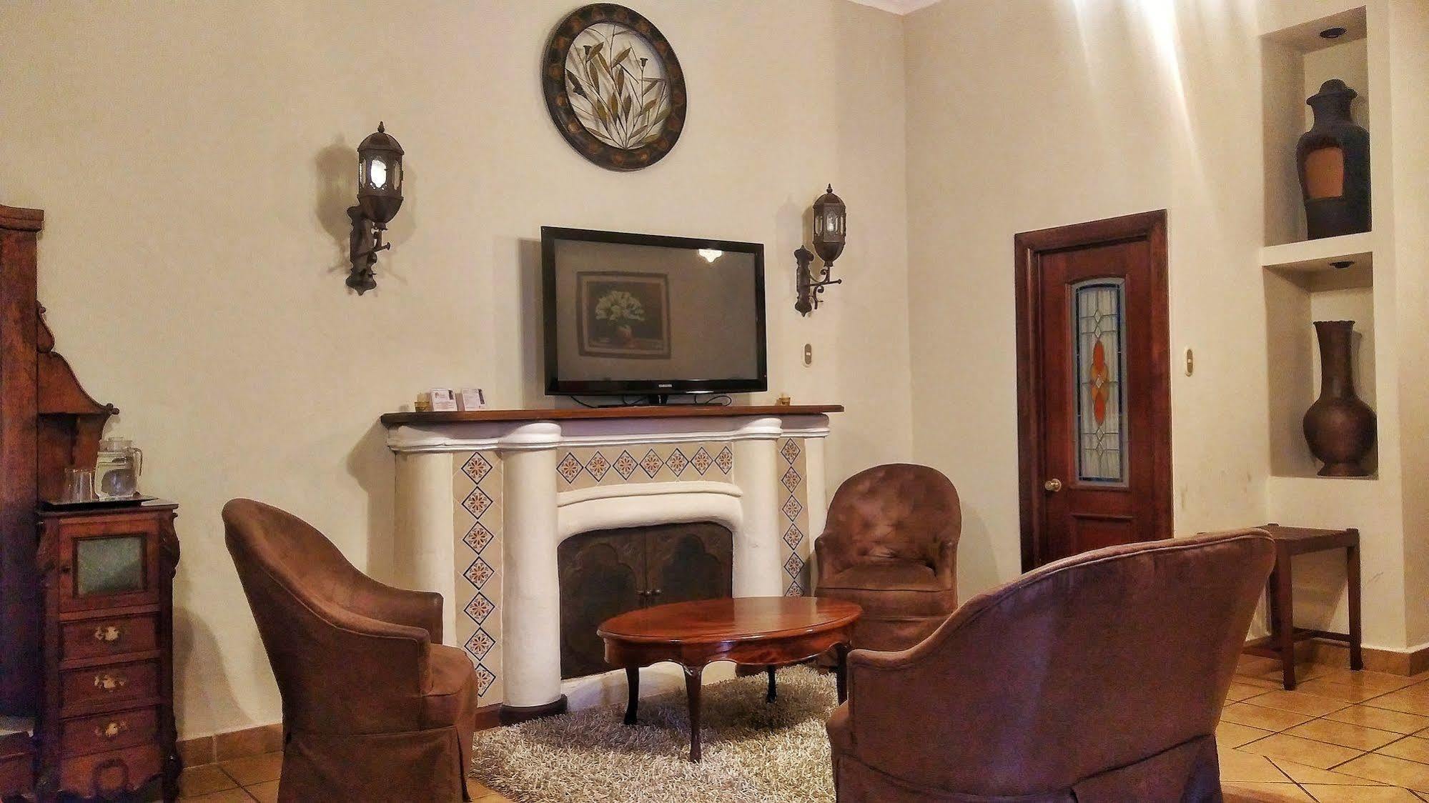 Hotel Aurora Antigua Εξωτερικό φωτογραφία